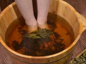 食用醋泡脚能治脚气吗