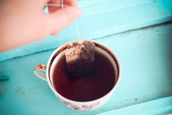 浓茶水可治手足癣吗